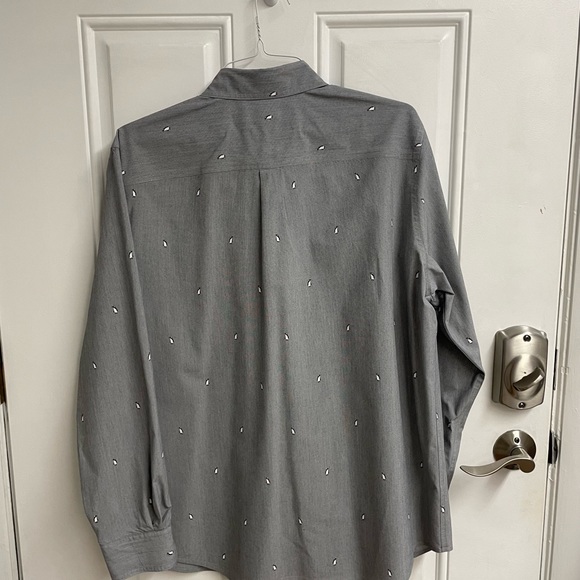 Chaps Men Penguin Dress shirt - Picture 2 of 6